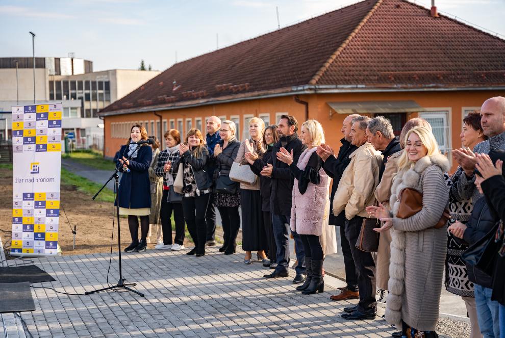 Otvorenie športového areálu na Jednotke sprevádzal športový deň žiakov