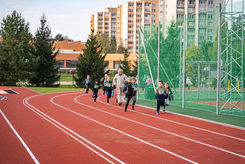 Otvorenie športového areálu na Jednotke sprevádzal športový deň žiakov