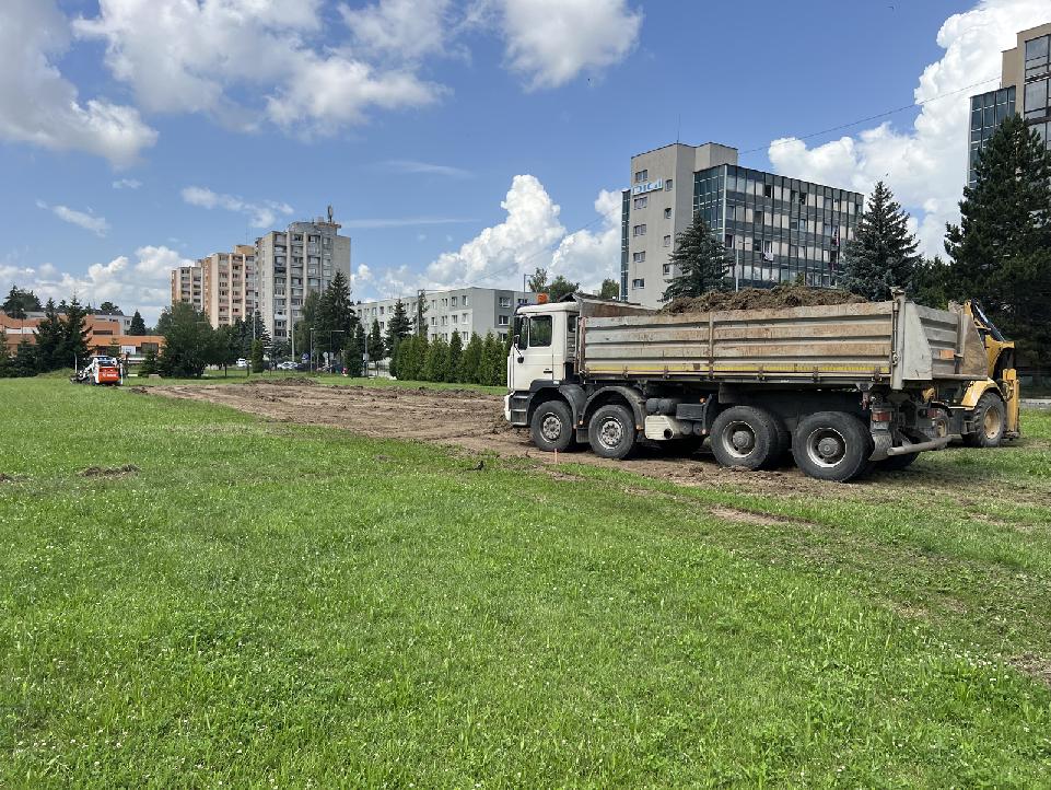 Rekonštrukcia športoviska v areáli 1. ZŠ – Žiar nad Hronom